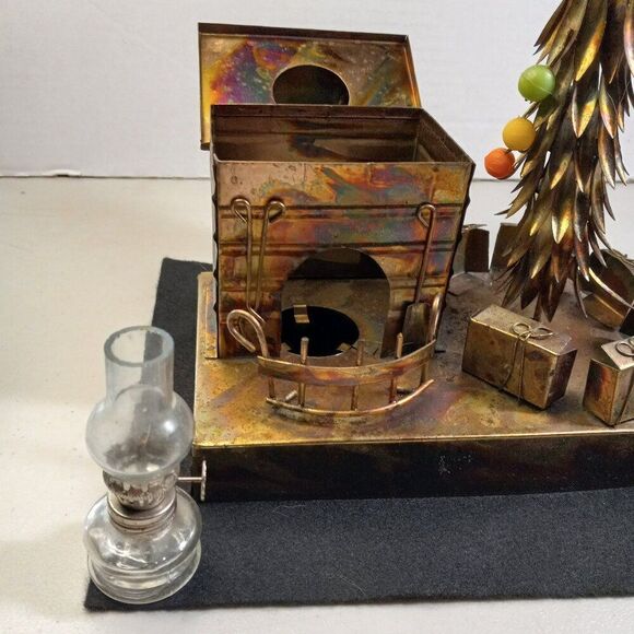 Copper Fireplace Christmas Tree and Packages Music box Cottagecore Countrycore - Picture 2 of 9